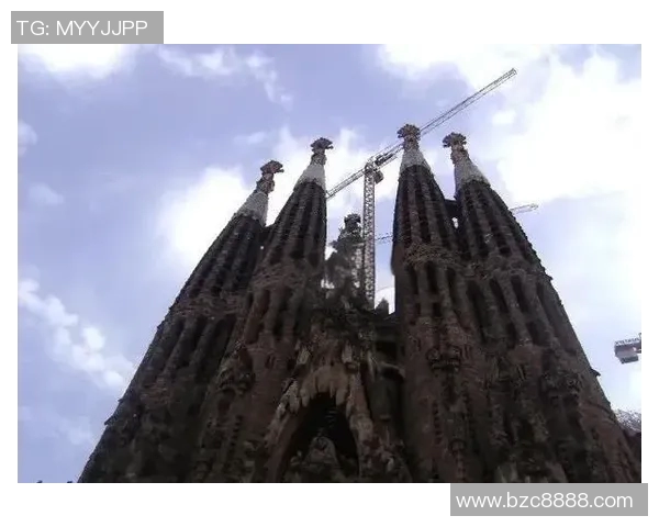 巴塞罗那足球商店探秘：球迷的天堂与足球文化的交汇点